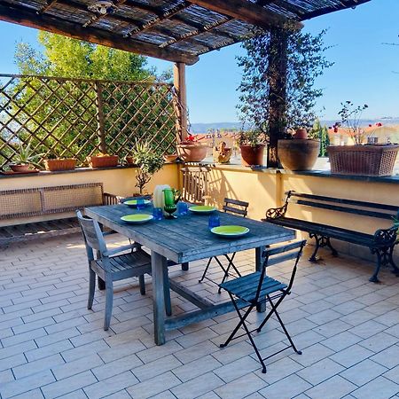 Apartamento La Terrazza Di Andrea Bolsena Exterior foto